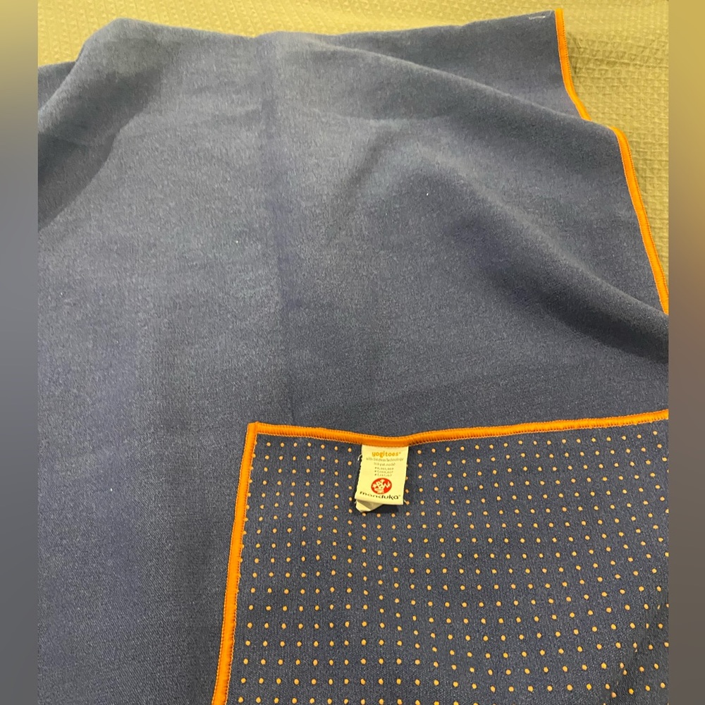 Manduka yogi toes